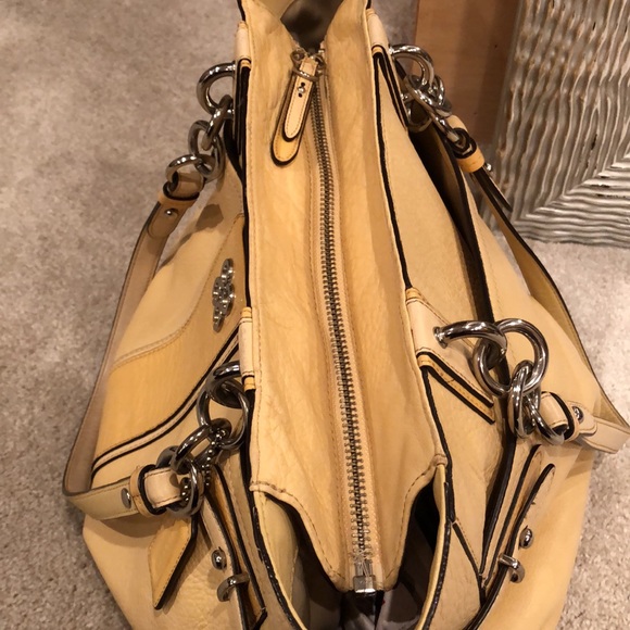 COACH PALE LEMON YELLOW LEATHER TOTE BAG - Picture 3 of 10